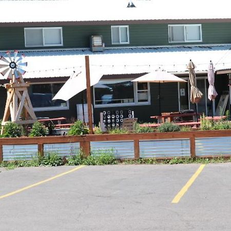 Moose Creek Resort West Glacier Exteriör bild